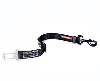 EzyDog Bilbältesadapter Svart 44-66 cm Passar Ej Volvo